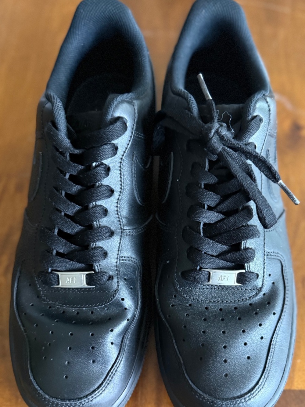 Men's Nike Air Force 1 Triple Black Colorway